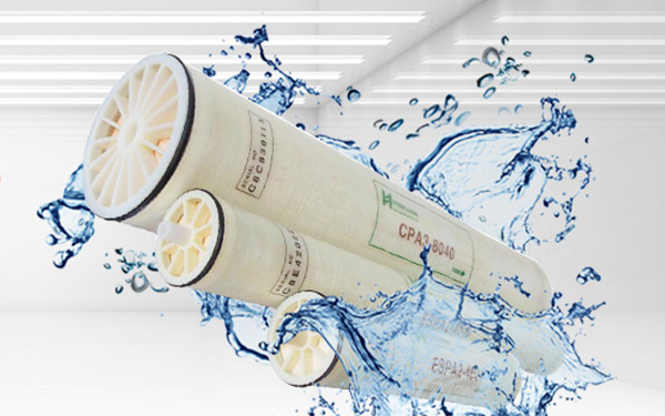 海德能公司推出的反滲透膜包括超低壓反滲透膜元件、低壓高脫鹽率反滲透膜元件、苦咸水淡化膜元件、高壓抗污染膜元件、海水淡化膜元件及家用機(jī)膜元件共六大系列近30個(gè)品種。 <br />
